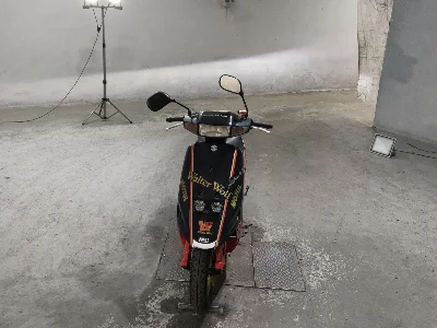Suzuki ADDRESS V100