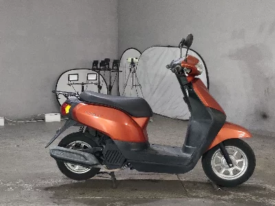 Honda  TACT  BASIC 