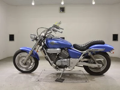 Honda MAGNA 250