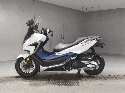 Honda FORZA