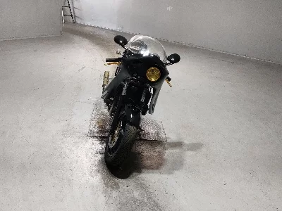 Kawasaki ZRX400