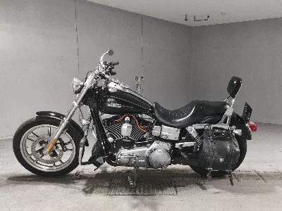 Harley-Davidson HARLEY FXDL1580