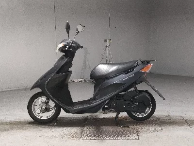 Suzuki ADDRESS V50