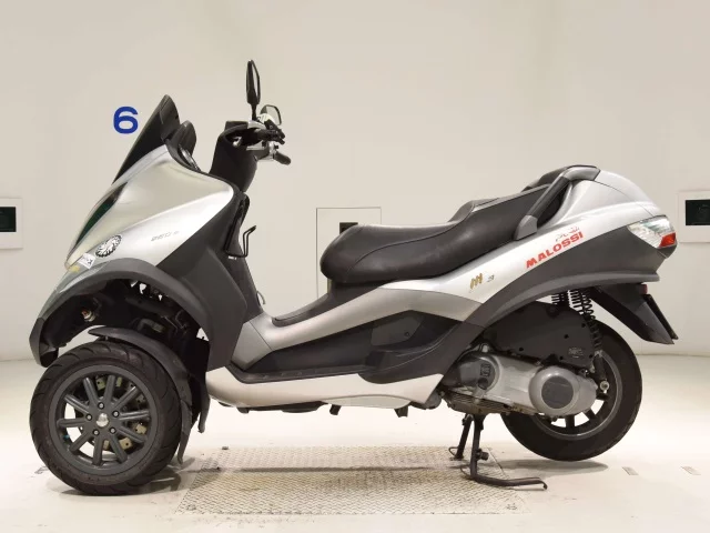 Piaggio PIAGGIO MP3 250  с аукциона в Японии