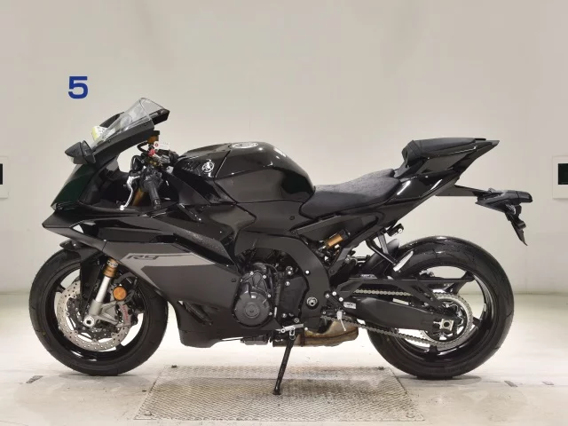 Yamaha YZF-R9  с аукциона в Японии