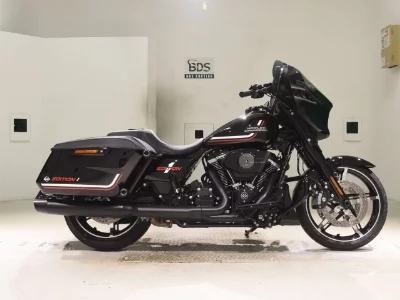 Harley-Davidson  HARLEY FLHX1920