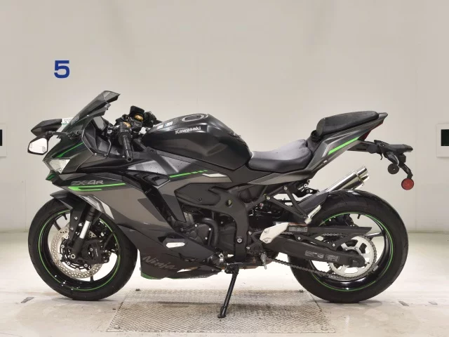 Kawasaki ZX-4R SE  с аукциона в Японии