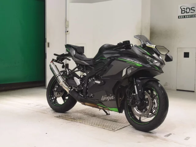 Kawasaki ZX-4R SE  с аукциона в Японии