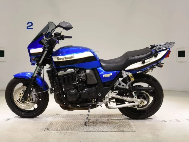 Kawasaki ZRX1100  с аукциона в Японии