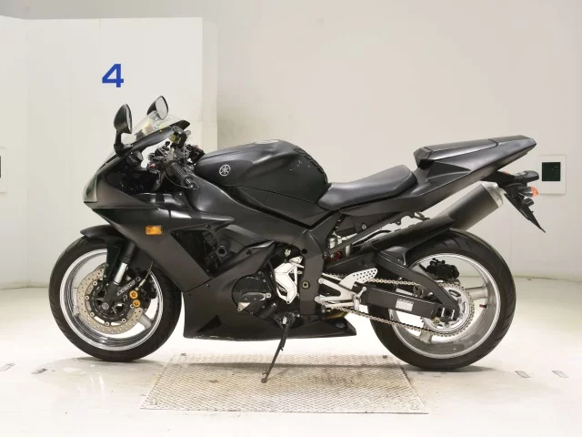 Yamaha YZF-R1  с аукциона в Японии