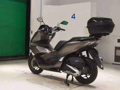 Honda PCX125-4