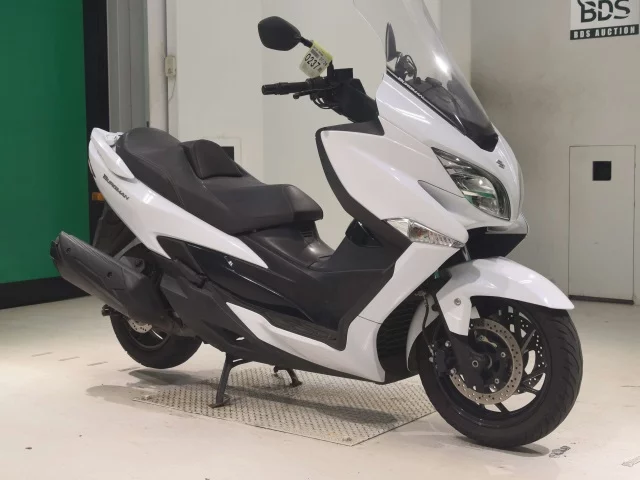 Suzuki BURGMAN 400A  с аукциона в Японии