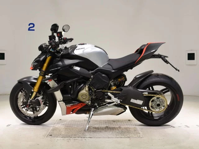 Ducati DUCATI  STREET  FIGHTER V4SP2  с аукциона в Японии
