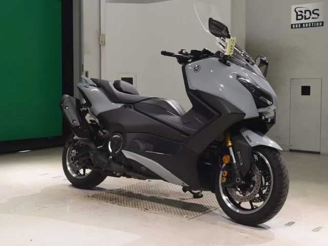 Yamaha T-MAX560  с аукциона в Японии
