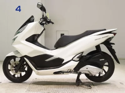 Honda PCX150-3
