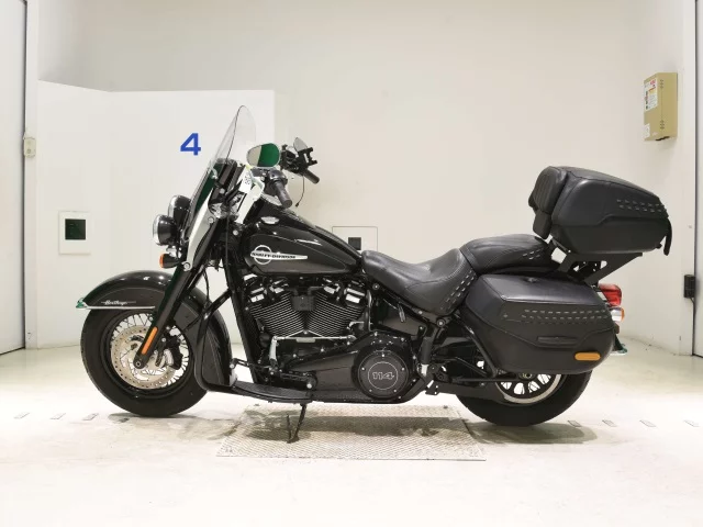 Harley-Davidson HARLEY FLHCS1870  с аукциона в Японии