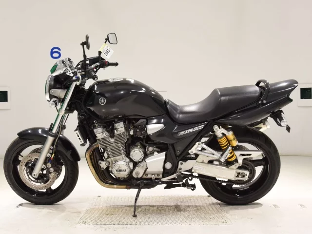 Yamaha XJR1300-2  с аукциона в Японии