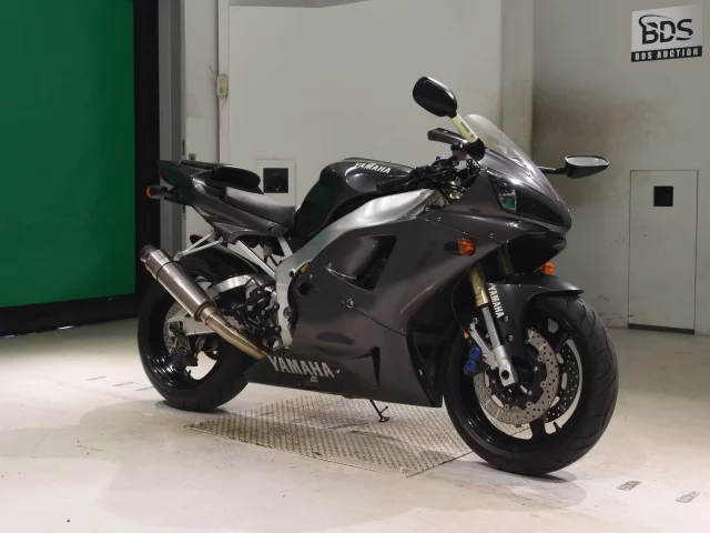 Yamaha YZF-R1  с аукциона в Японии