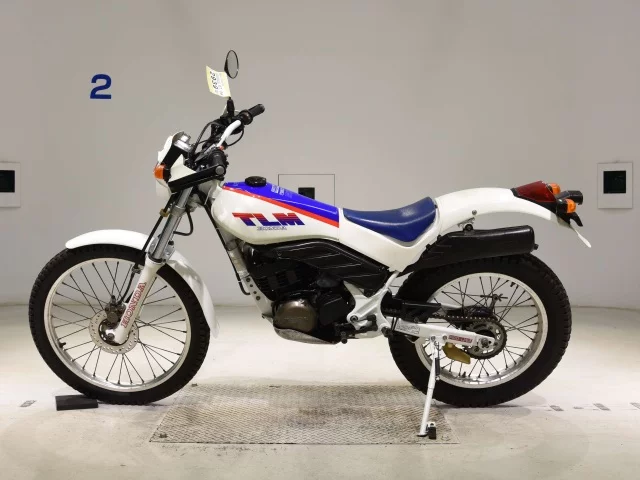 Honda TLM220R  с аукциона в Японии