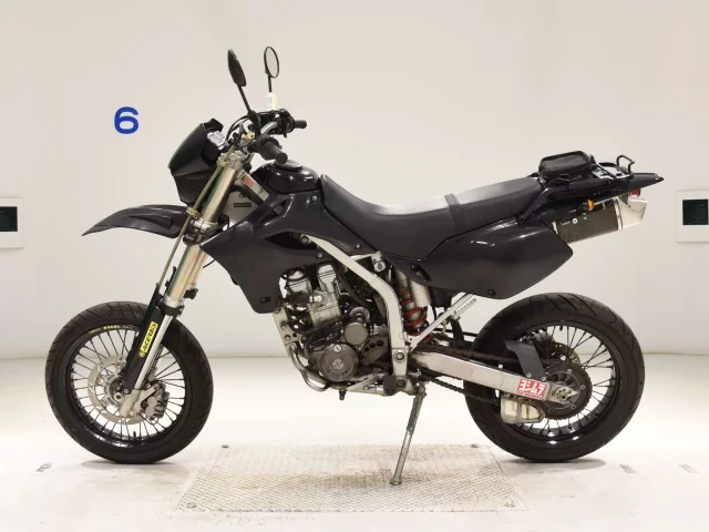 Kawasaki D-TRACKER  с аукциона в Японии