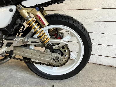 Kawasaki ZEPHYR400K