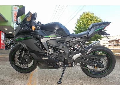 Kawasaki NINJA ZX-4R SE