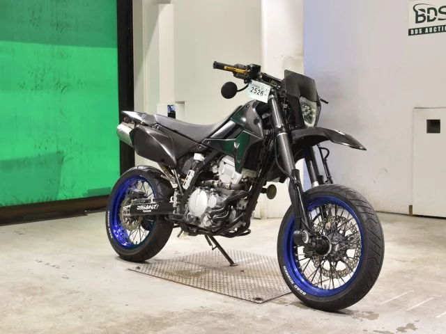Kawasaki D-TRACKERX  с аукциона в Японии