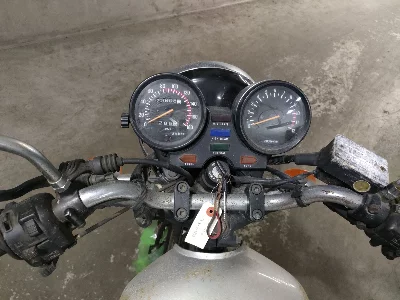 Yamaha XJ750E