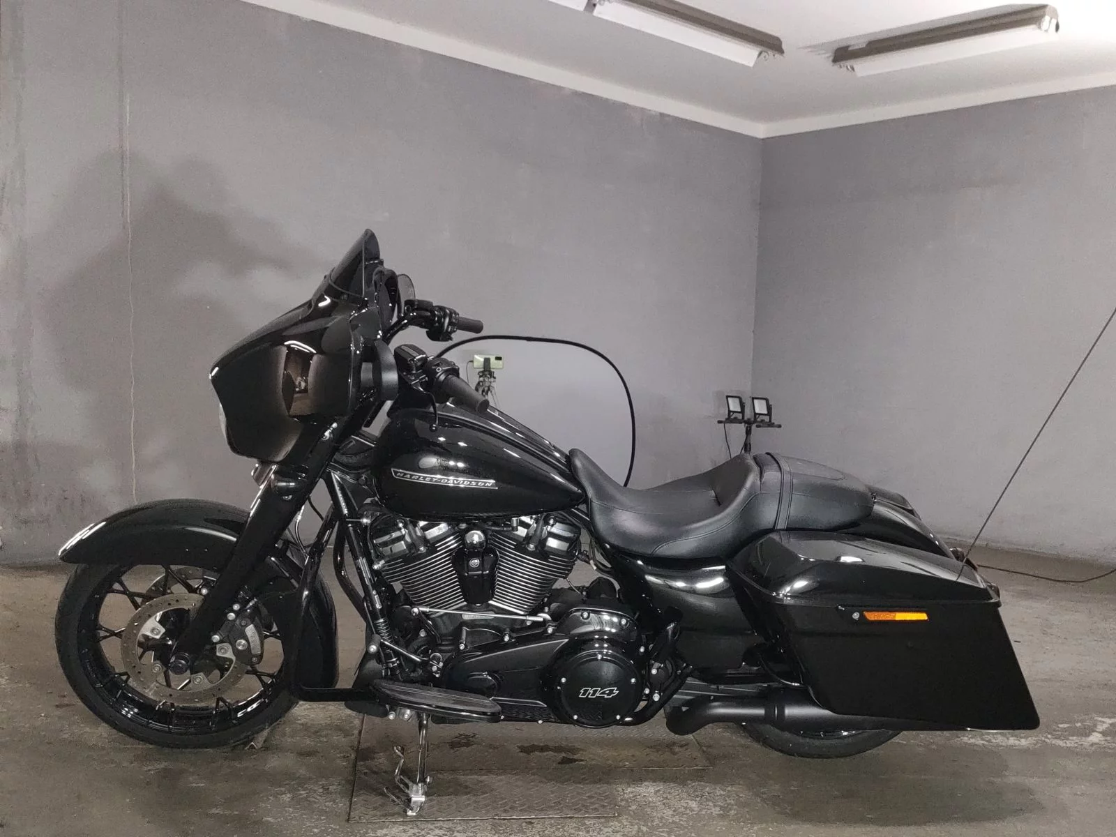 Harley-Davidson HARLEY FLHXS1870  с аукциона в Японии