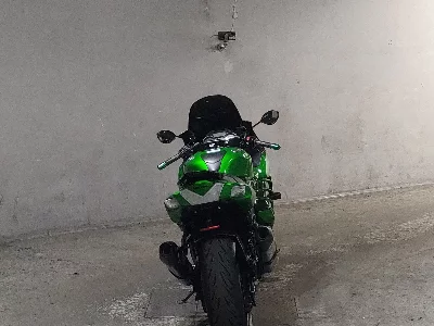Kawasaki ZX-14R