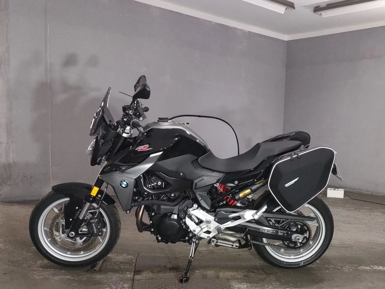 BMW BMW F900R  с аукциона в Японии