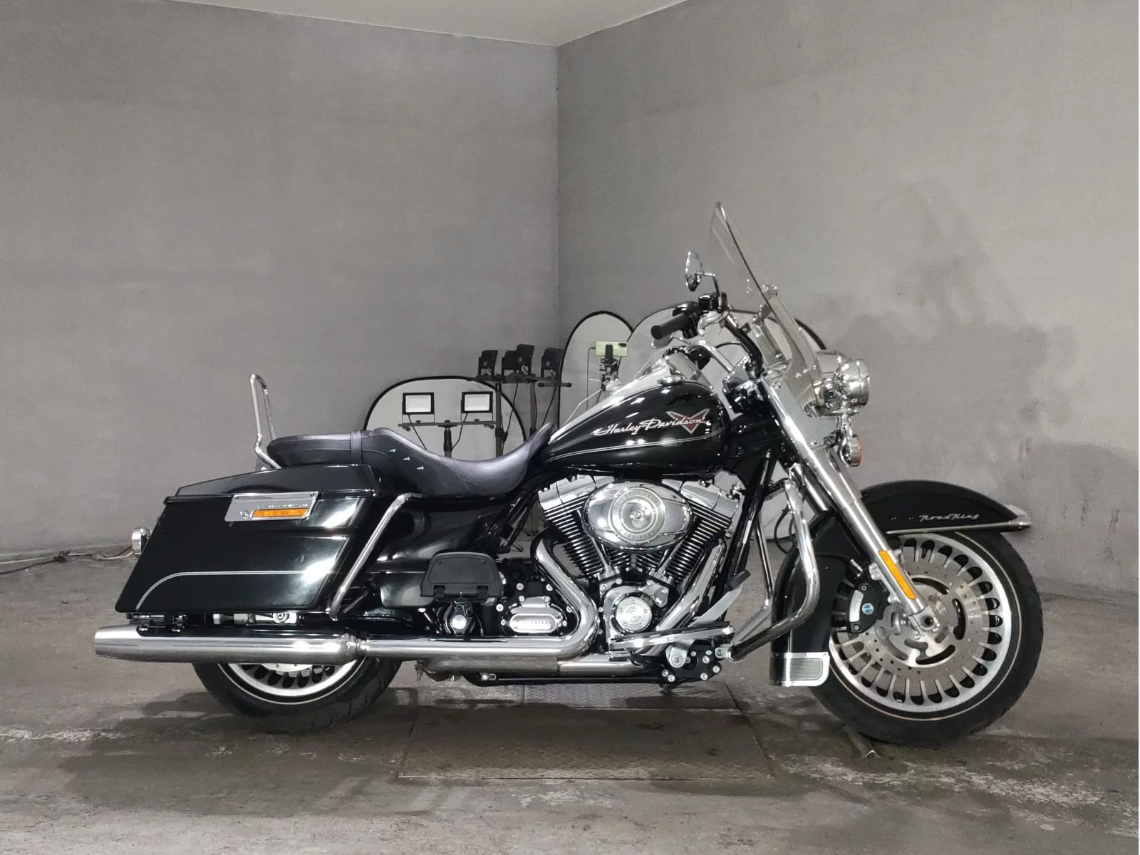 Harley-Davidson HARLEY FLHR1580  с аукциона в Японии
