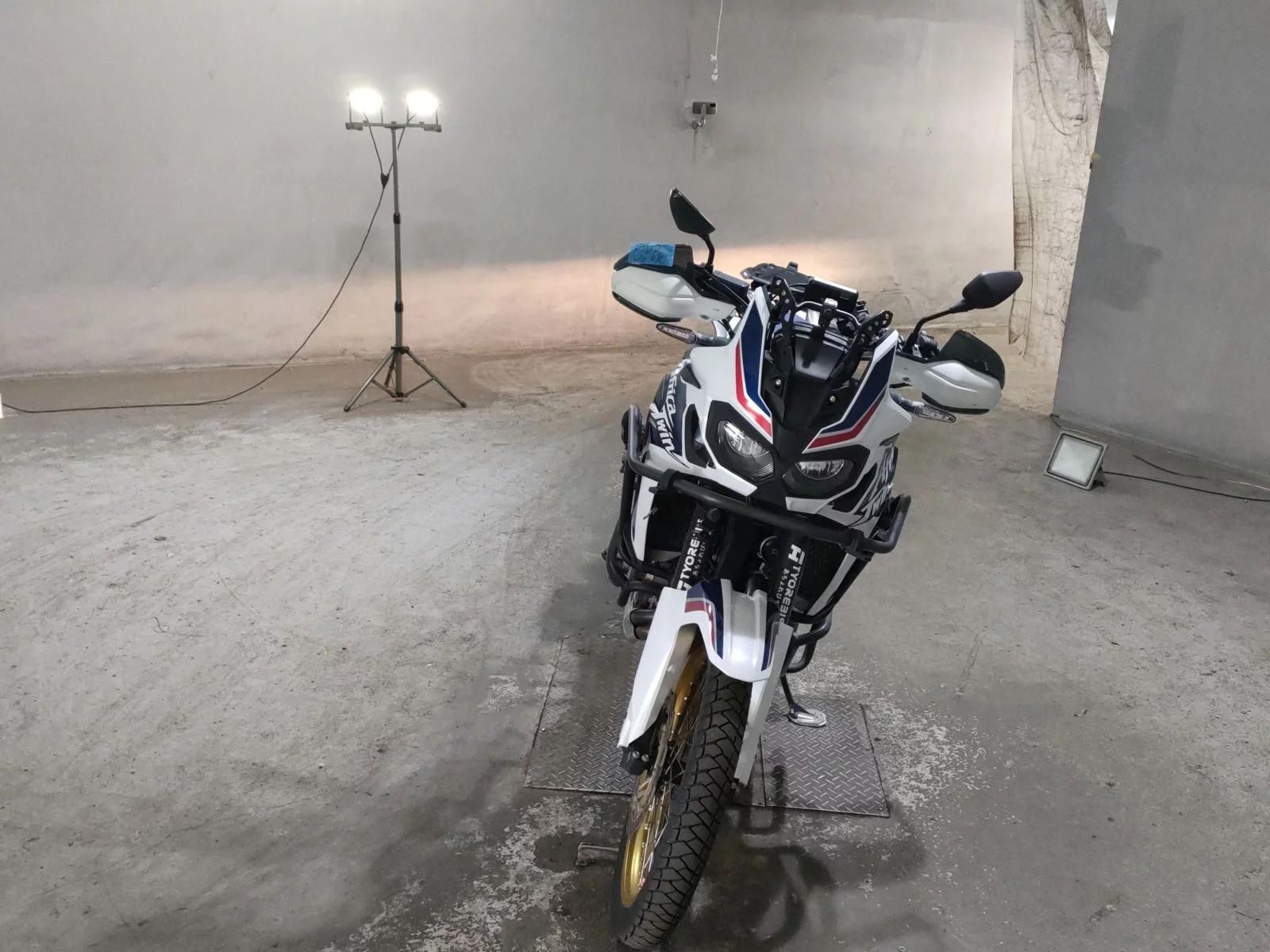 Honda CFR1000 AfricaTwin  с аукциона в Японии