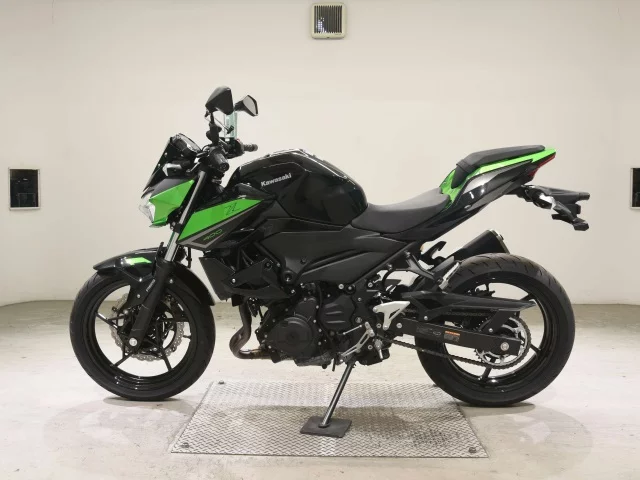 Kawasaki Z400-2  с аукциона в Японии