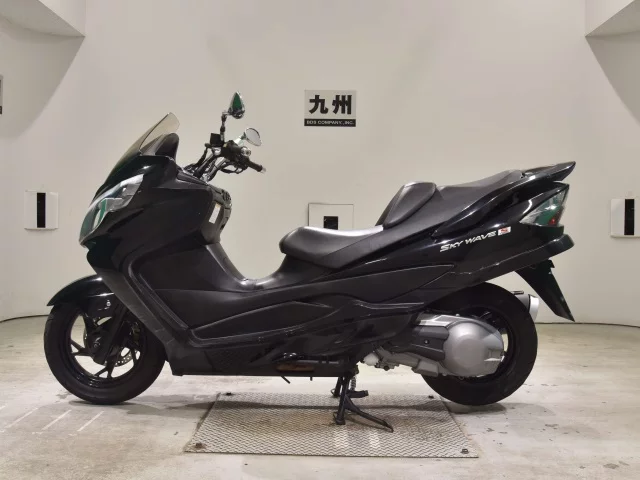Suzuki SKYWAVE 250S-3  с аукциона в Японии