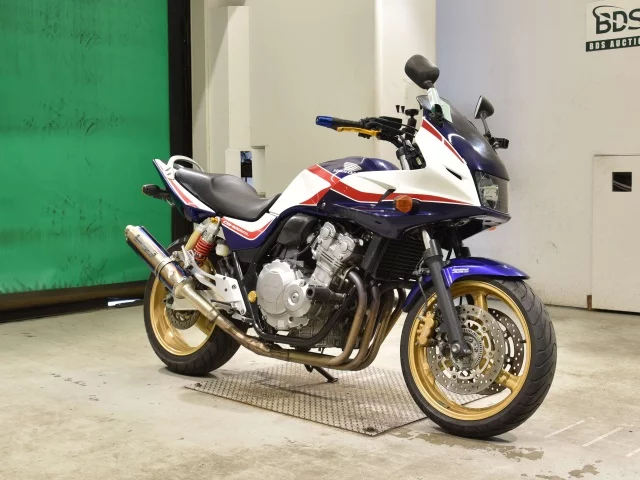 Honda CB400SFV-4 BOLDORABS  с аукциона в Японии