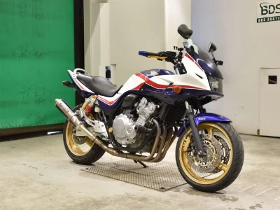 Honda CB400SFV-4 BOLDORABS