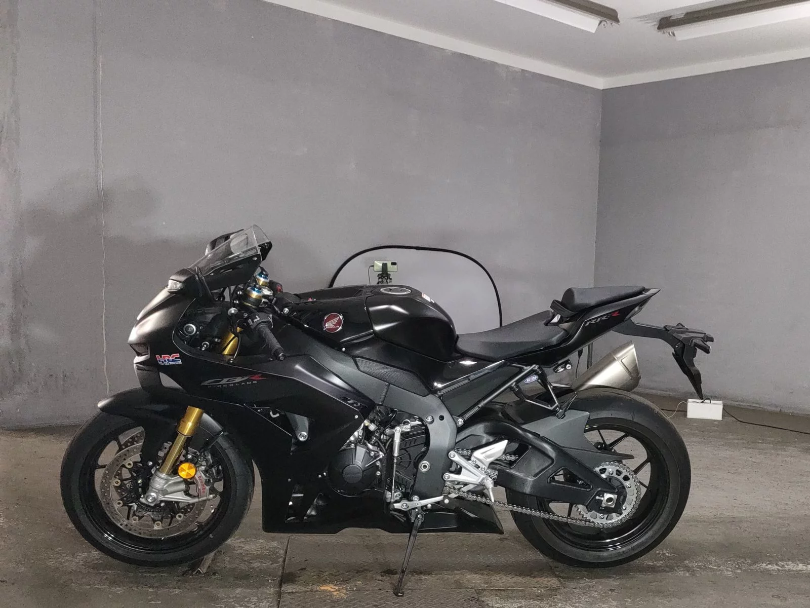 Honda CBR1000RR-R SP  с аукциона в Японии
