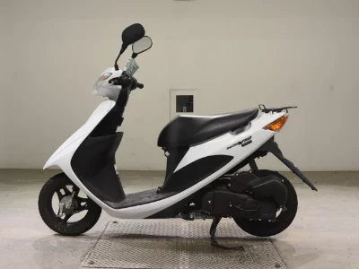 Suzuki ADDRESS V50-3