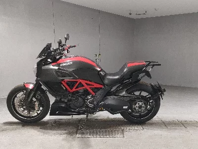 Ducati DUCATI  DIAVEL  CARBON