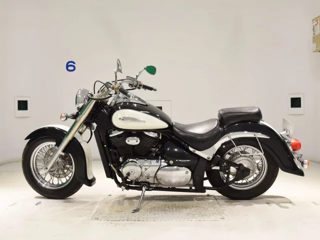 Suzuki INTRUDER 400 CLASSIC  с аукциона в Японии