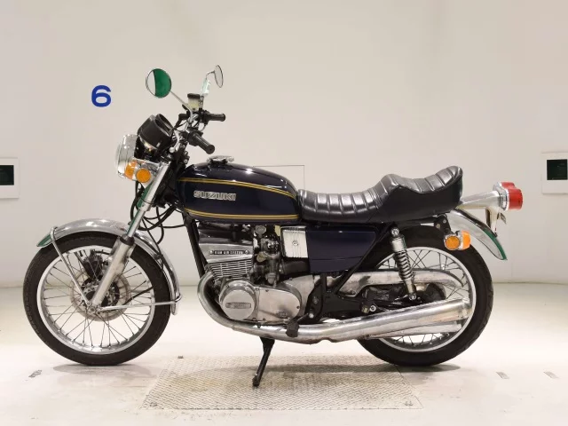Suzuki GT380  с аукциона в Японии