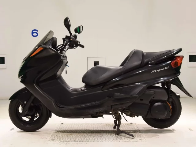 Yamaha MAJESTY 250C  с аукциона в Японии