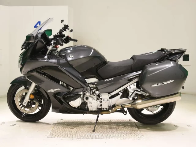 Yamaha FJR1300A  с аукциона в Японии