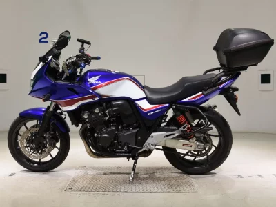 Honda CB400SFV-4 BOLDORABS с аукционов Японии