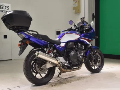 Honda CB400SFV-4 BOLDORABS с аукционов Японии