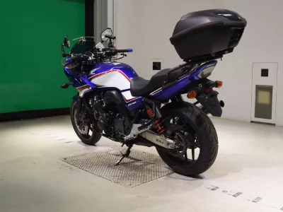 Honda CB400SFV-4 BOLDORABS с аукционов Японии