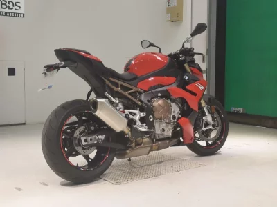 BMW BMW S1000R