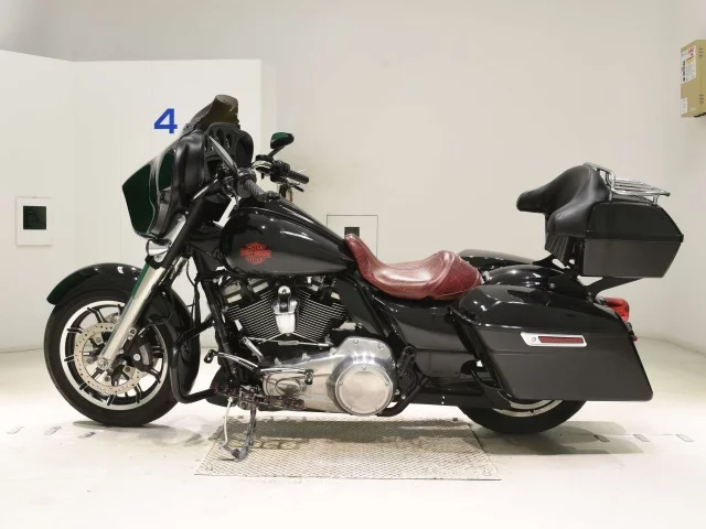 Harley-Davidson HARLEY FLHT1750  с аукциона в Японии