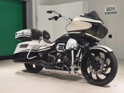 Harley-Davidson HARLEY FLTRXSE1800CVO